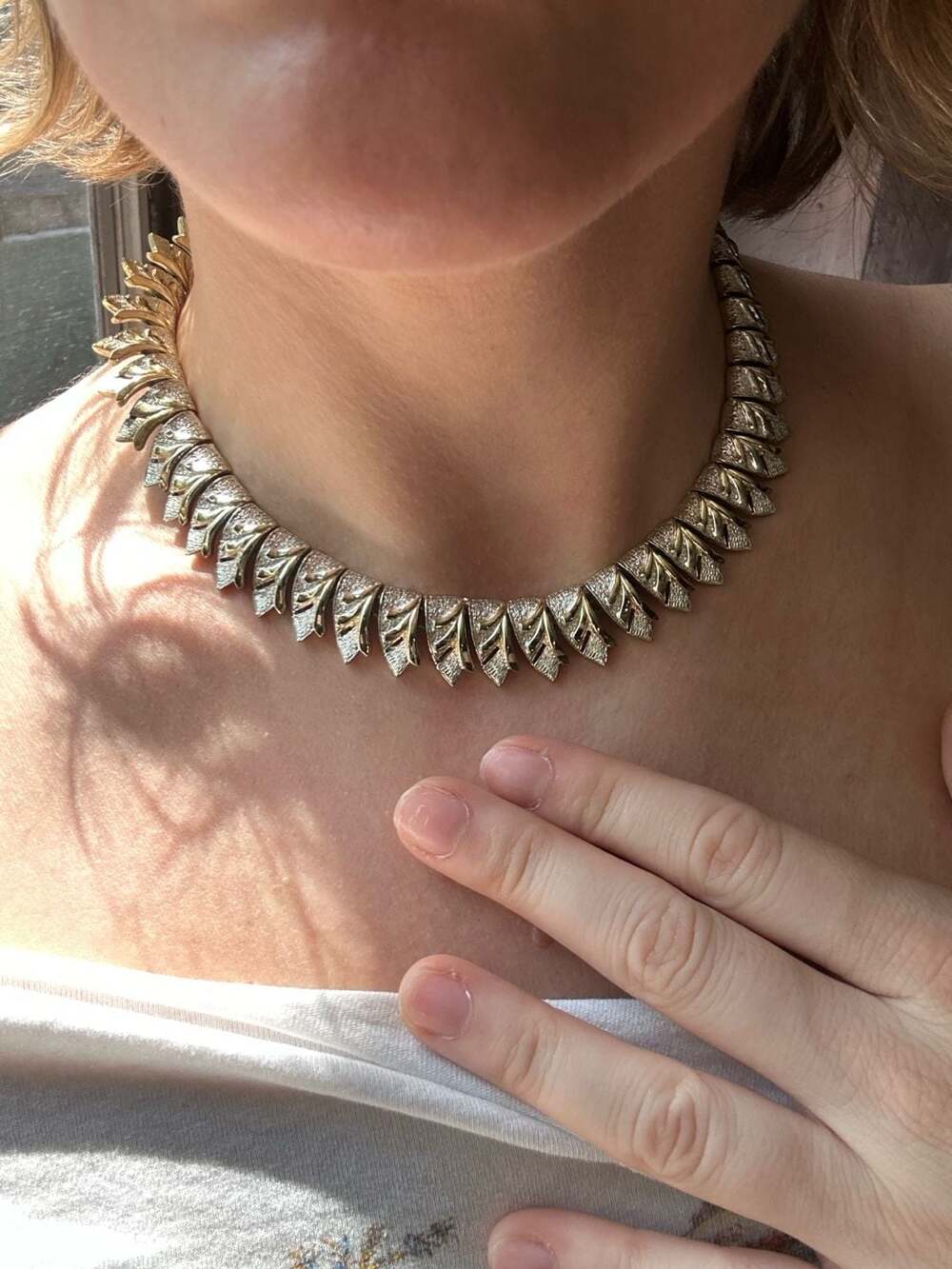 Coro Vintage Gold Tone Leaf Link Statement Collar Necklace